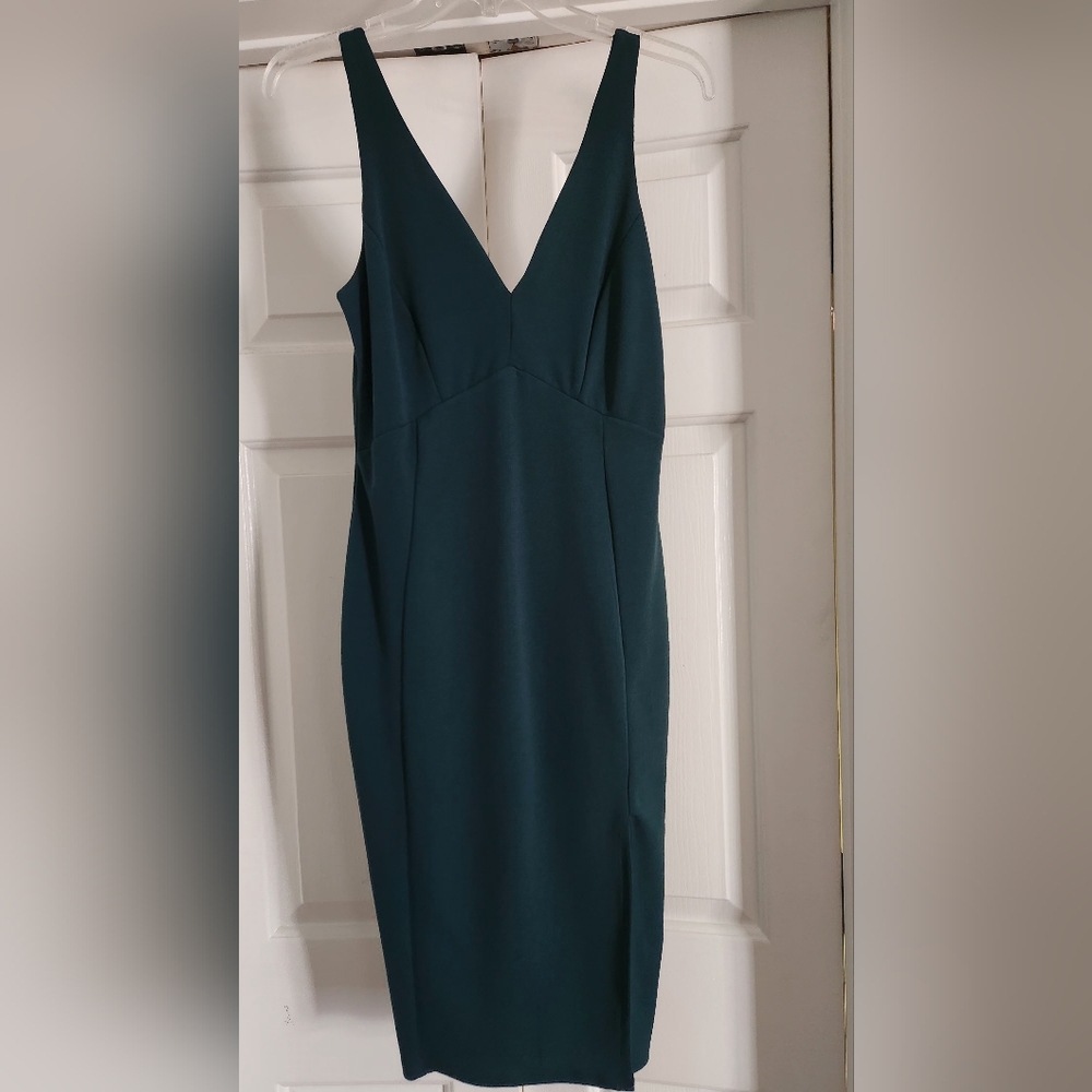 Elegant Teal Sleeveless Dress